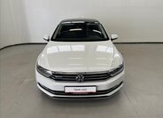 Volkswagen Passat Sedan / Limuzína 2,0 l 176 kw