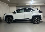 Toyota Yaris Cross 8