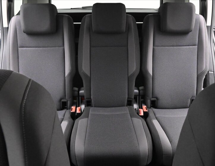 Volkswagen Touran MPV 1,6 l 85 kw