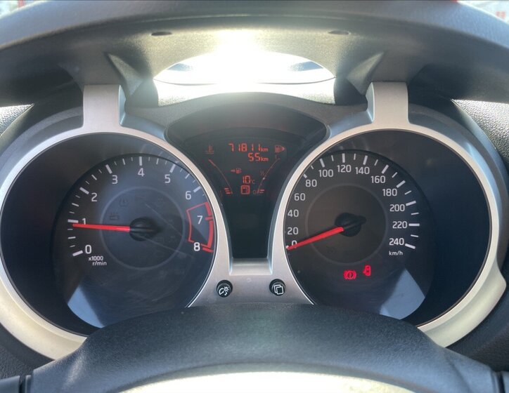 Nissan Juke SUV / Terénní 1,2 l 85 kw