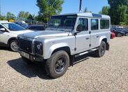 Land Rover Defender 1