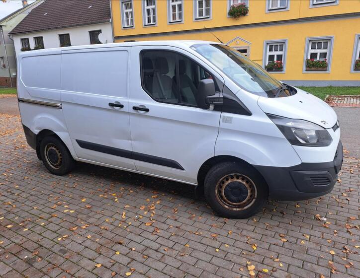 Ford Transit Custom Skříň 2,2 l 74 kw
