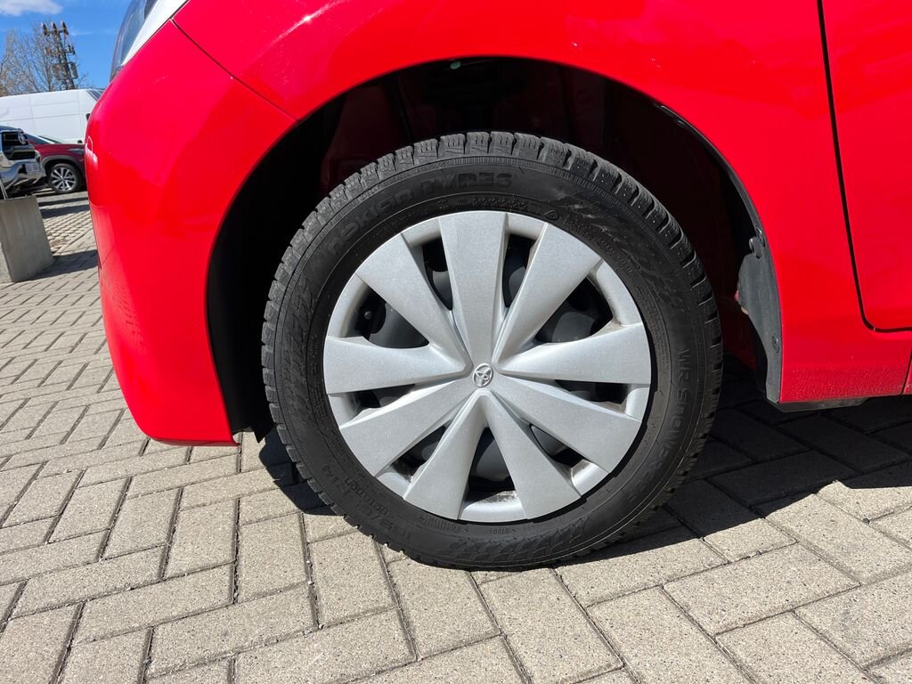 Toyota Aygo Hatchback 998,0 53 kw