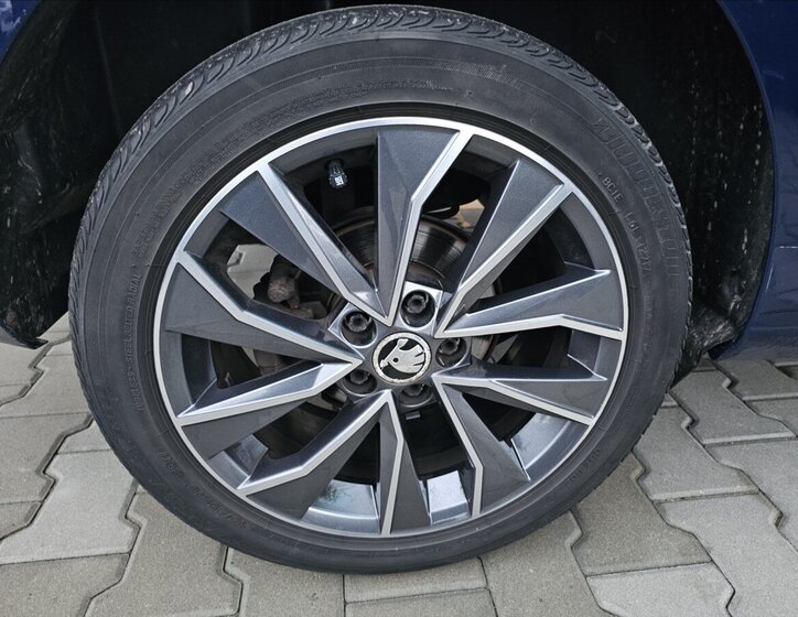 Škoda Rapid Hatchback 999,0 81 kw