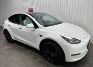 Tesla Model Y 12