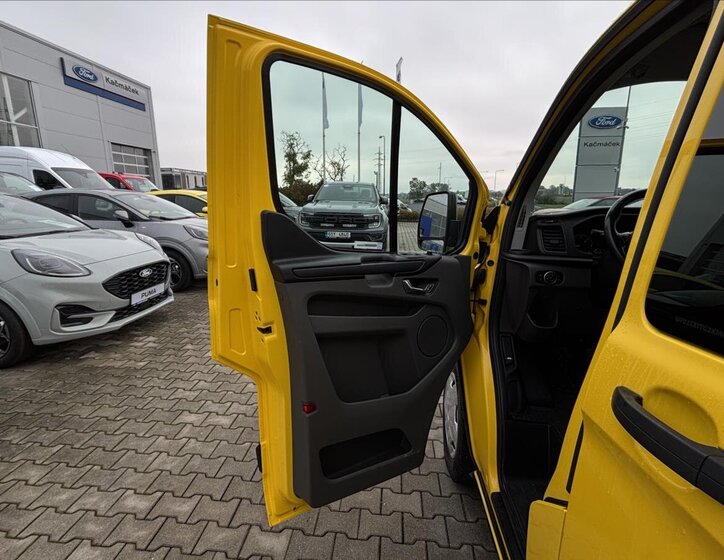 Ford Transit Custom 18