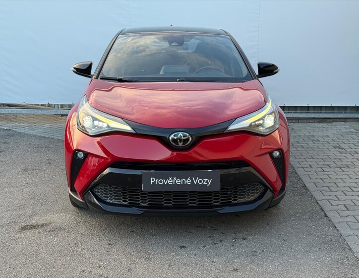 Toyota C-HR SUV 2,0 l 112 kw