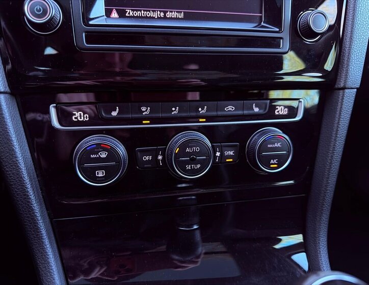 Volkswagen Golf Kombi 2,0 l 110 kw