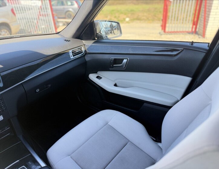 Mercedes-Benz Třídy E Kombi 2,1 l 150 kw