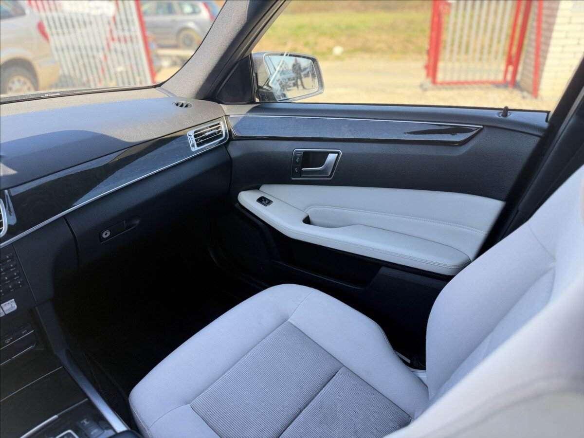Mercedes-Benz Třídy E Kombi 2,1 l 150 kw
