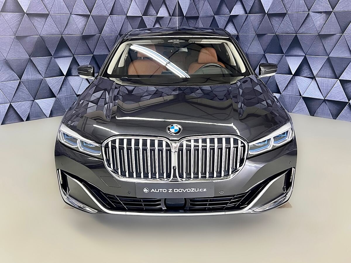 BMW Řada 7 Sedan / Limuzína 3,0 l 250 kw