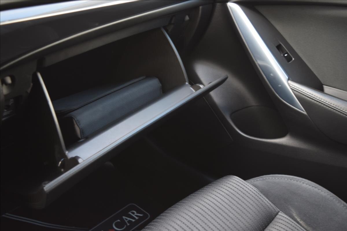 Mazda 6 Kombi 2,0 l 121 kw