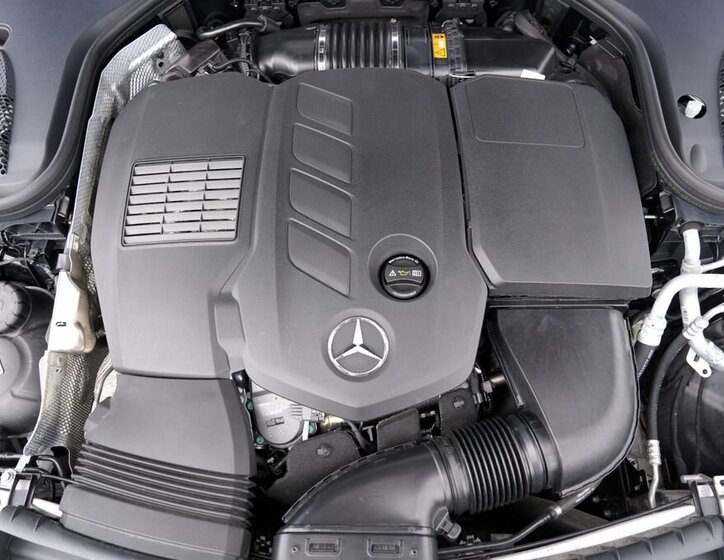 Mercedes-Benz Třídy E Kupé 2,0 l 180 kw