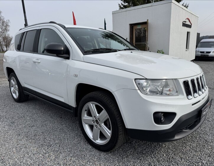 Jeep Compass SUV / Terénní 2,1 l 100 kw