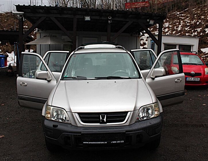 Honda CR-V SUV / Terénní 2,0 l 94 kw