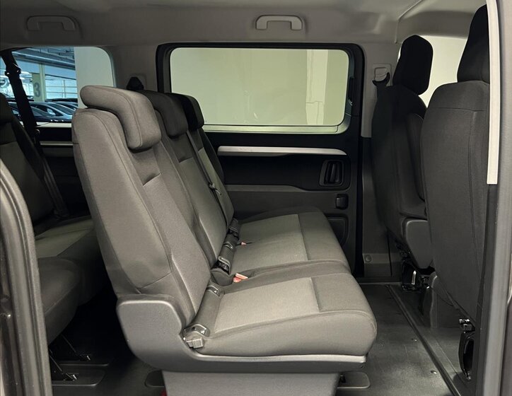 Toyota ProAce Verso 12