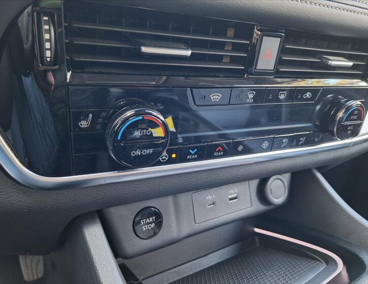 Nissan X-Trail SUV / Terénní 1,5 l 116 kw