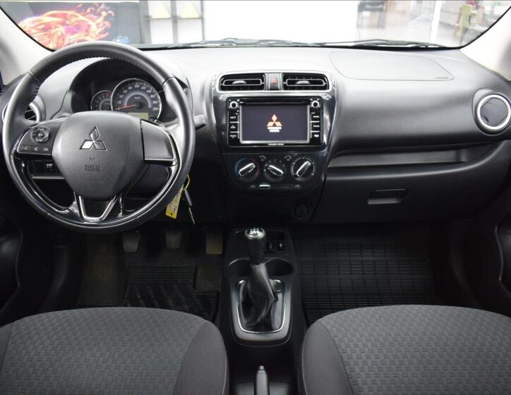 Mitsubishi Space Star 15