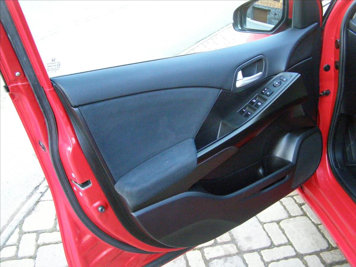 Honda Civic Hatchback 1,3 l 73 kw