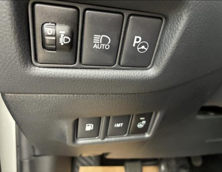 Toyota C-HR SUV 1,2 l 85 kw