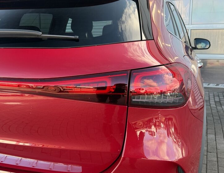 Mercedes-Benz EQA SUV / Terénní 0,0 140 kw