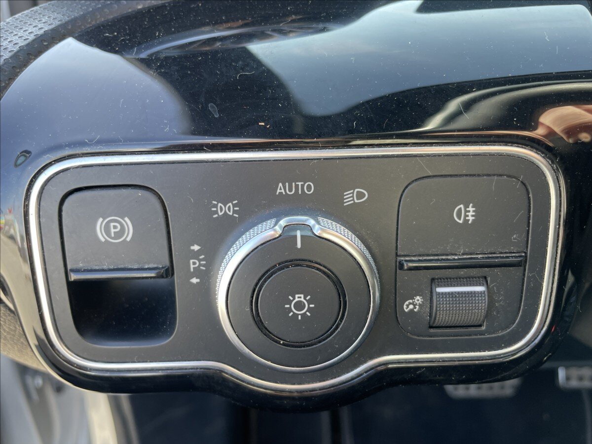 Mercedes-Benz Třídy A Kombi 2,0 l 85 kw