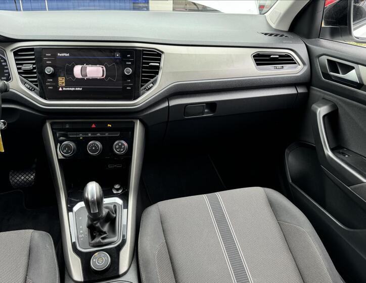 Volkswagen T-Roc 32