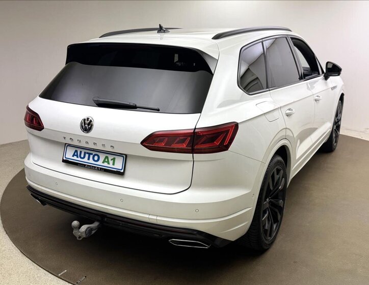 Volkswagen Touareg 4