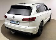 Volkswagen Touareg 4