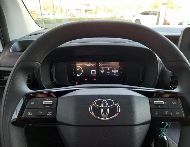 Toyota ProAce City 10