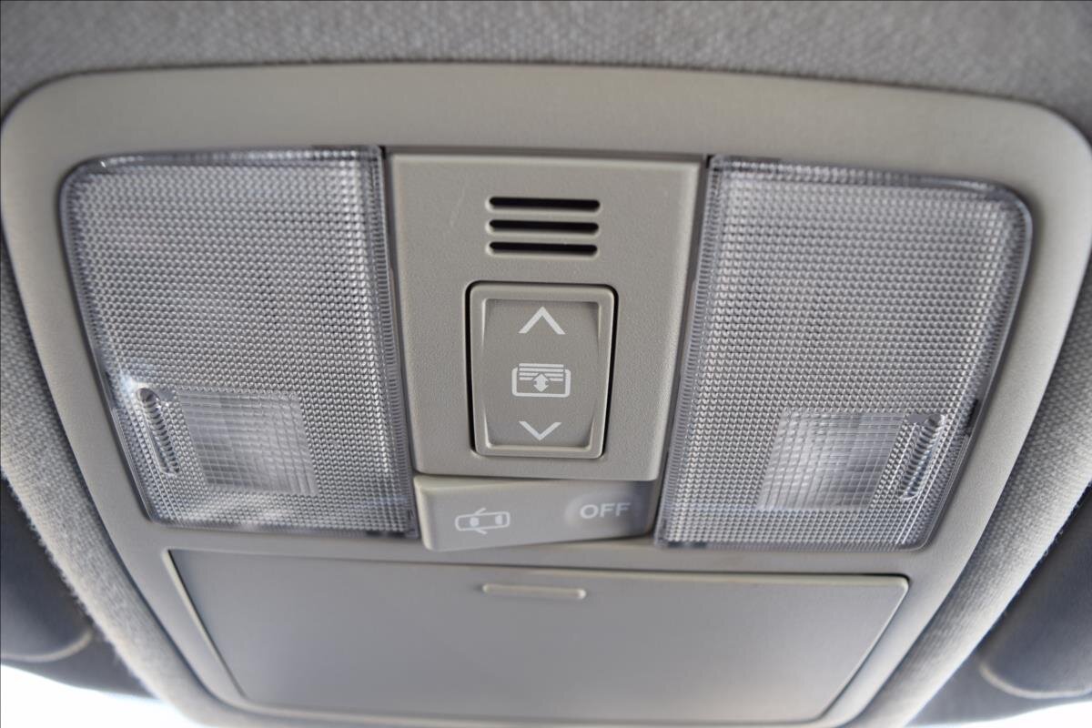 Toyota Auris Kombi 1,2 l 85 kw