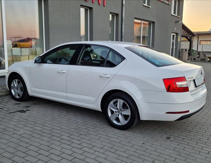 Škoda Octavia Liftback 2,0 l 110 kw