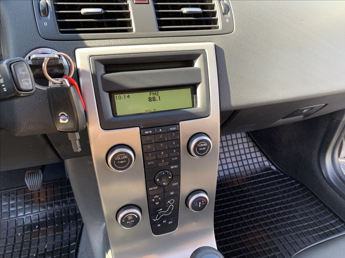 Volvo V50 Kombi 2,0 l 100 kw