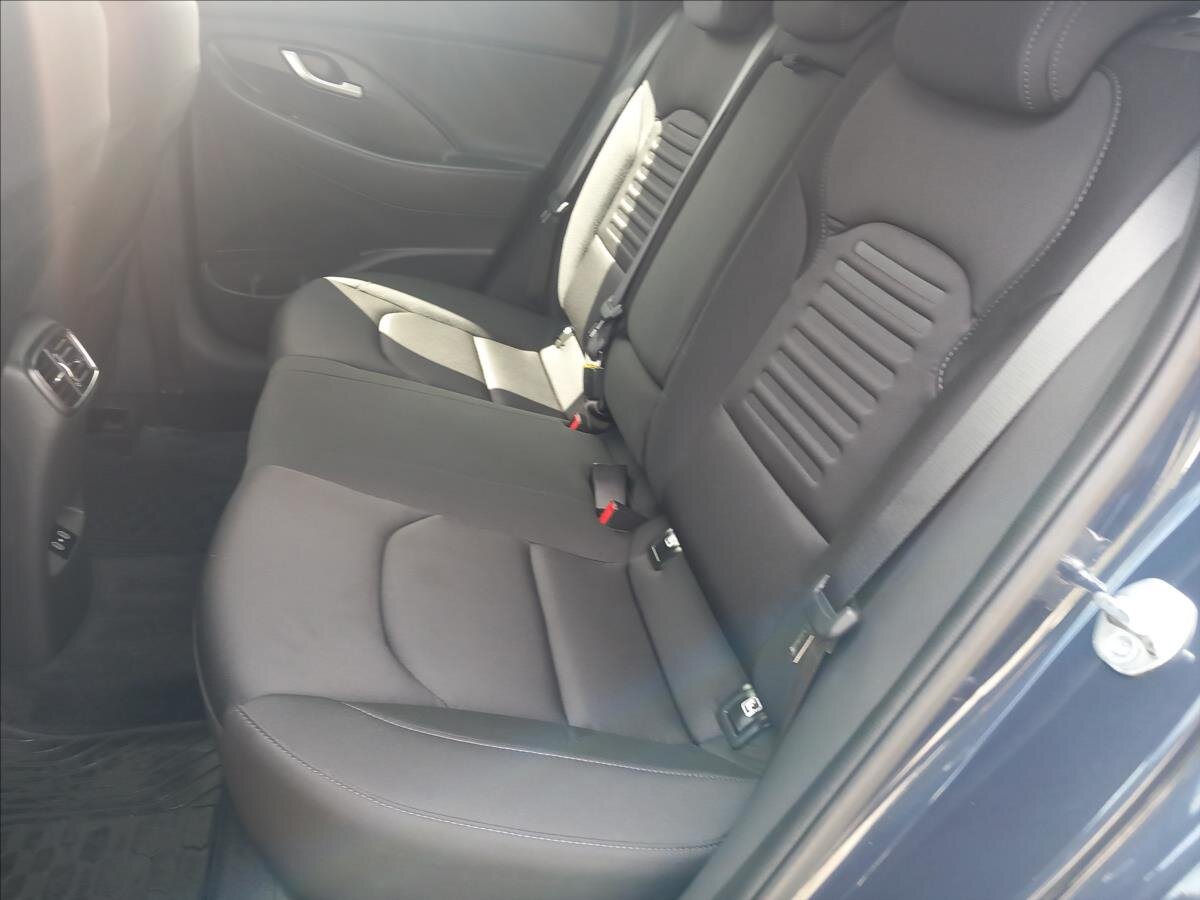 Hyundai i30 Kombi 998,0 73 kw