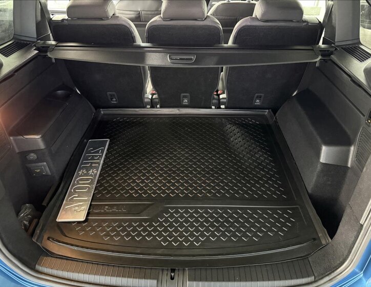 Volkswagen Touran Kombi 1,5 l 110 kw