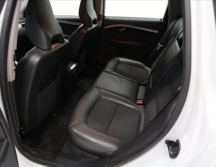 Volvo V70 Kombi 2,4 l 120 kw