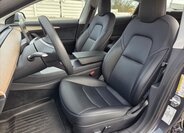 Tesla Model 3 Sedan / Limuzína 0,0 208 kw