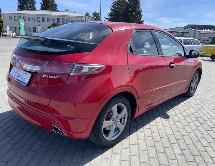 Honda Civic Hatchback 1,3 l 73 kw