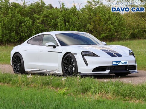 Porsche Taycan Sedan / Limuzína 0,0 460 kw