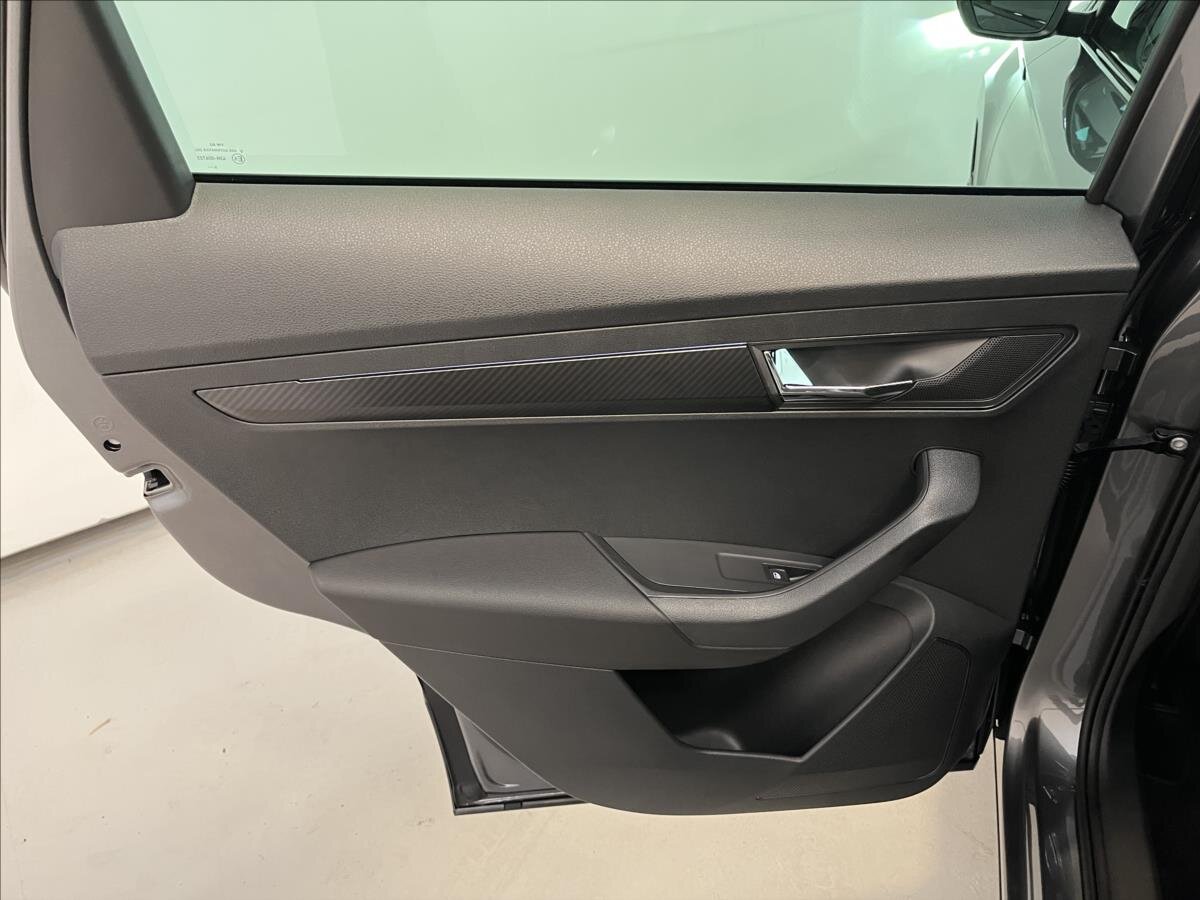 Škoda Karoq SUV / Terénní 2,0 l 140 kw