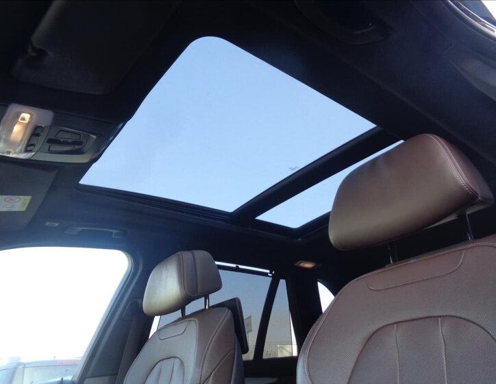 BMW X5 Kombi 2,0 l 180 kw