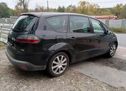 Ford S-MAX 11