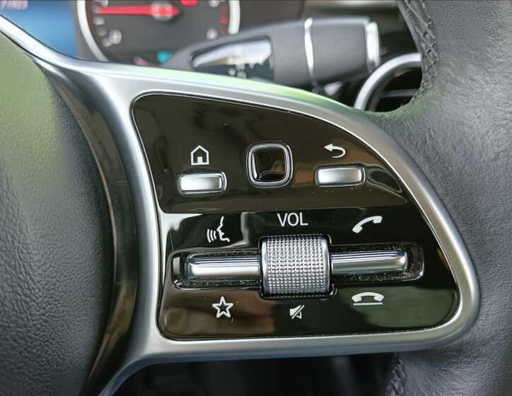 Mercedes-Benz GLC SUV / Terénní 2,0 l 225 kw