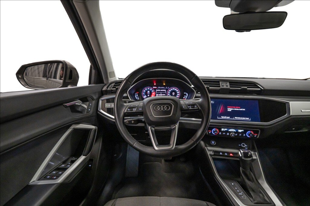 Audi Q3 SUV / Terénní 1,5 l 110 kw