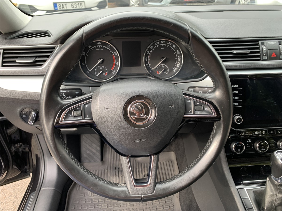 Škoda Superb