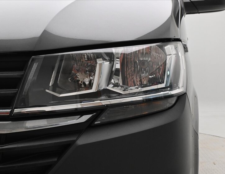 Volkswagen Transporter Skříň 2,0 l 110 kw