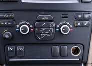 Volvo XC90 SUV 2,4 l 136 kw