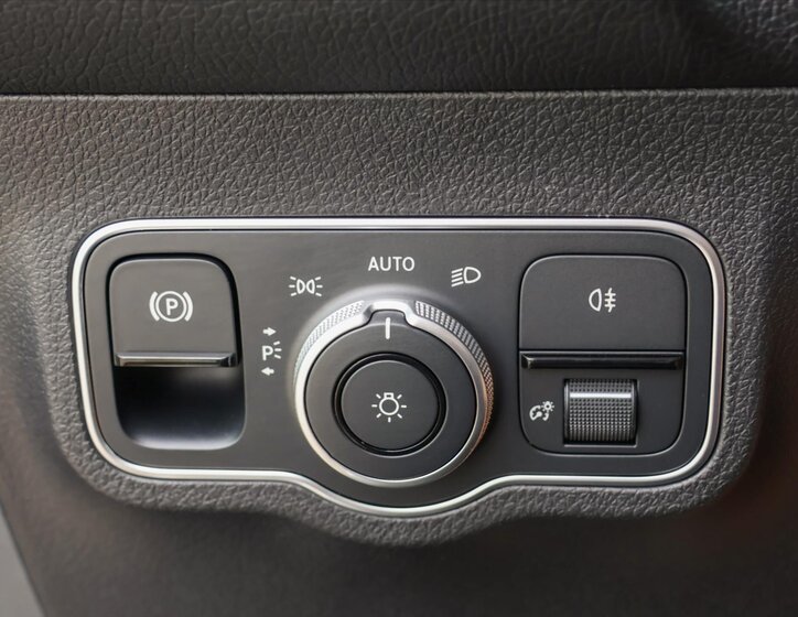 Mercedes-Benz GLB SUV 2,0 l 110 kw