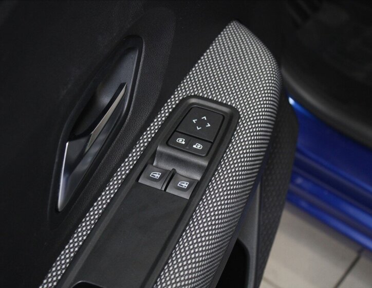 Dacia Sandero Hatchback 999,0 49 kw