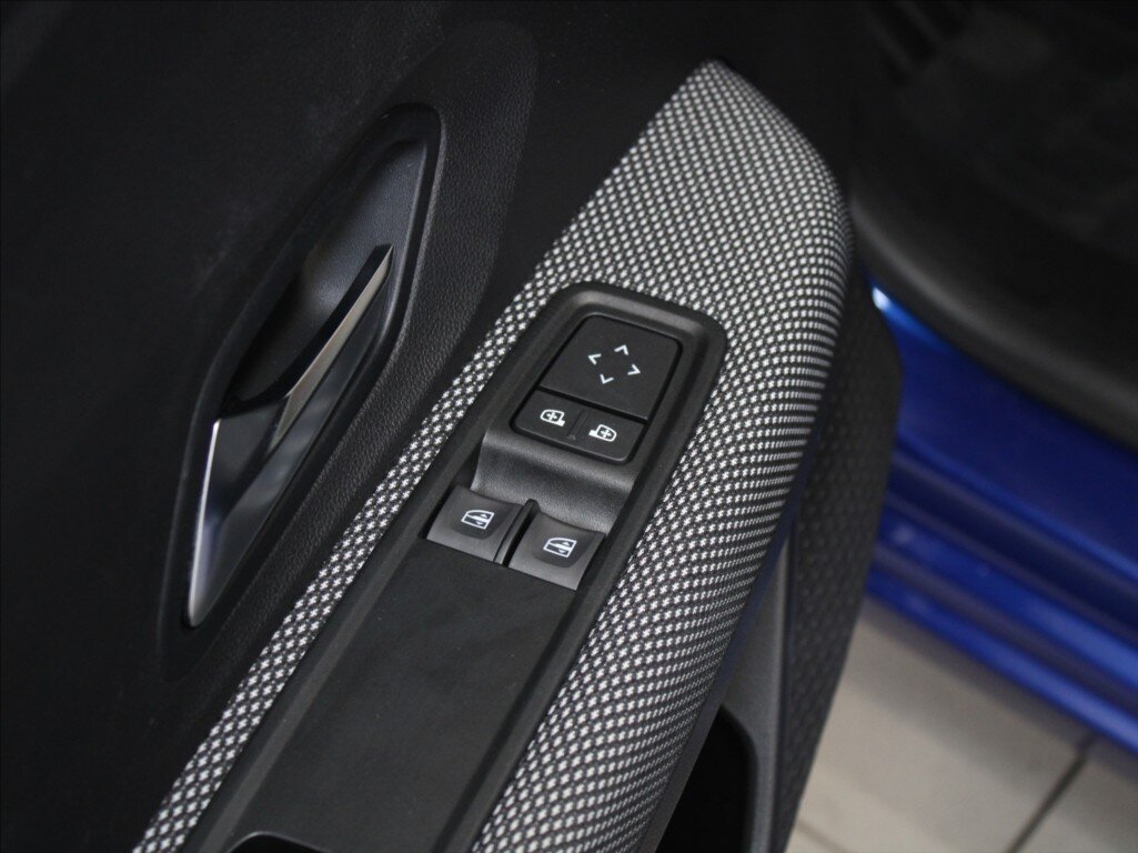 Dacia Sandero Hatchback 999,0 49 kw